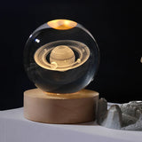 Boule de cristal lumineuse gravée en 3D