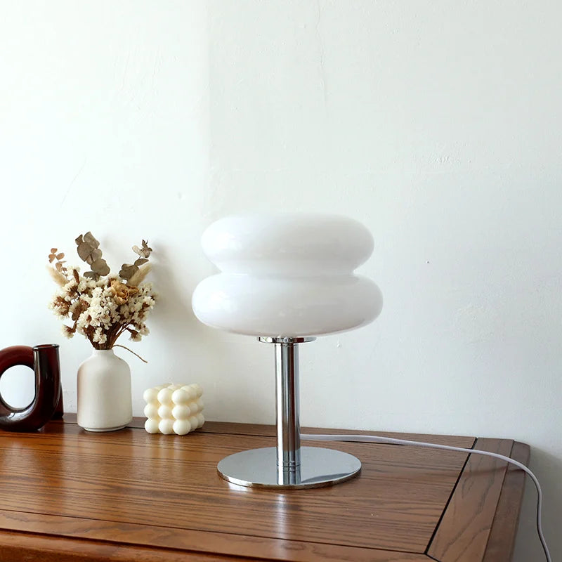 Lampe macaron en verre opalin
